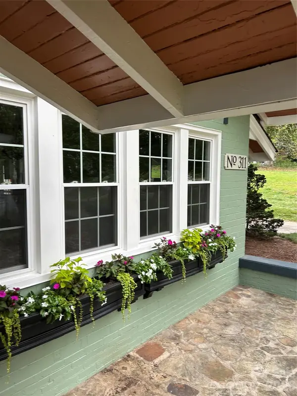 311 West Union ST, Morganton, NC 28655