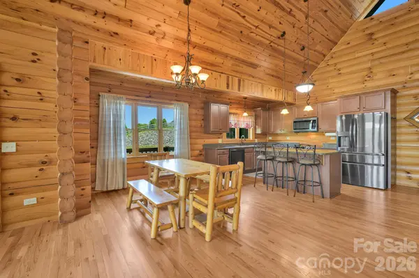 318 Heron Point DR, Wilkesboro, NC 28697