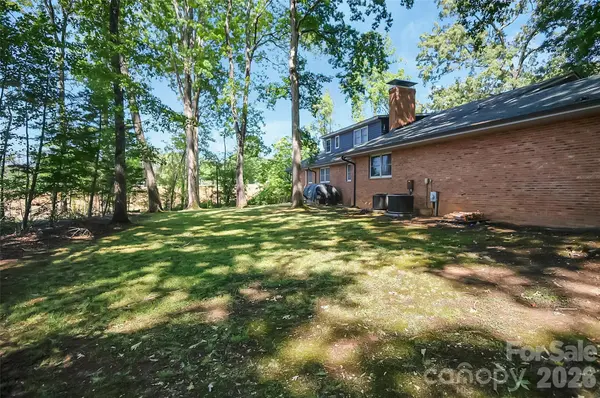 808 Old Mt Holly RD, Stanley, NC 28164