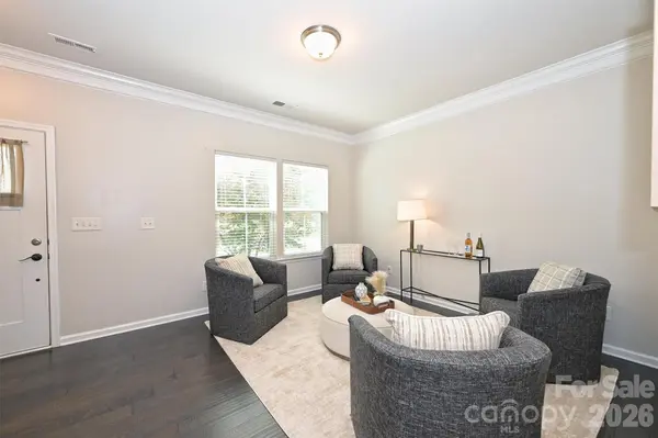 3729 Benseval LN, Matthews, NC 28105