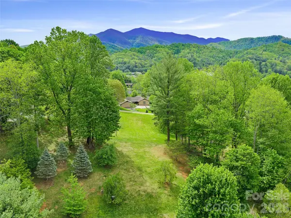 210 Shepard WAY, Burnsville, NC 28714