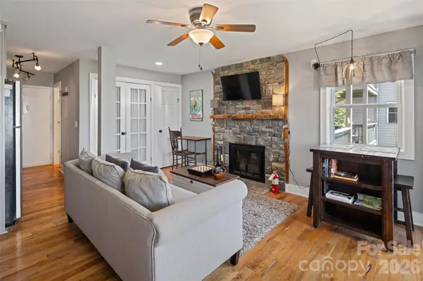 301 Pinnacle Inn RD #4103, Beech Mountain, NC 28604