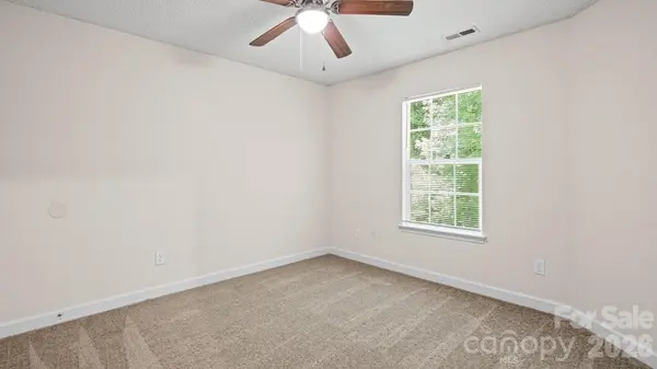 2114 Pleasant Dale DR, Charlotte, NC 28214