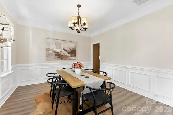 6237 Breckfield CT, Charlotte, NC 28278