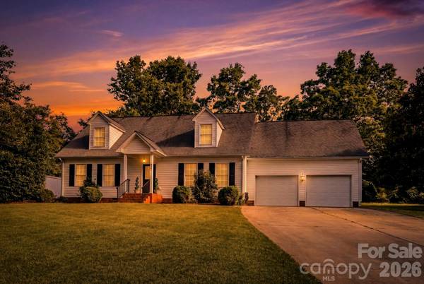 327 Sherry ST, Rutherfordton, NC 28139