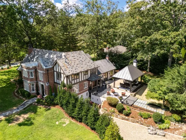 72 Windsor RD, Asheville, NC 28804