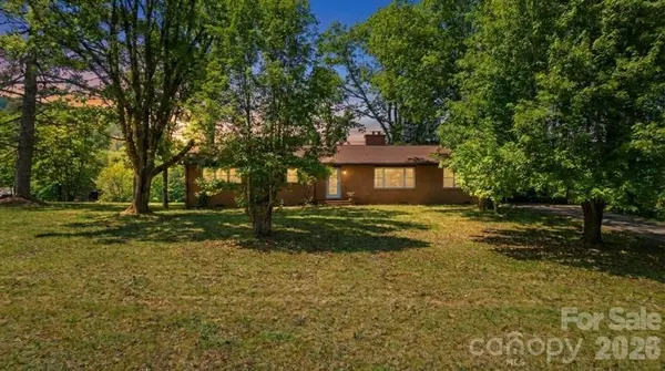2977 HWY 64 HWY W, Hayesville, NC 28904