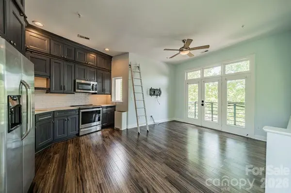 820 Garden District DR, Charlotte, NC 28202