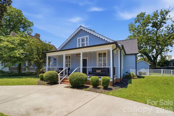 500 N Main AVE, Newton, NC 28658