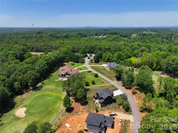 317 Broken Arrow DR, Statesville, NC 28677