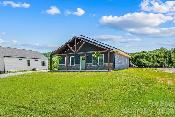 364 Carolina Avenue AVE #2, Marion, NC 28752