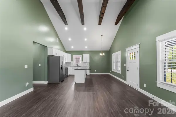 364 Carolina Avenue AVE #2, Marion, NC 28752