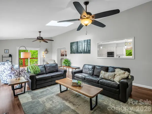 656 Cashiers Valley RD, Brevard, NC 28712