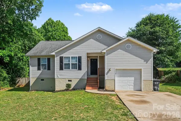 5463 Realtree LN, Charlotte, NC 28214