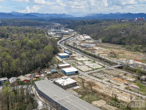 3 Mulvaney ST, Asheville, NC 28803