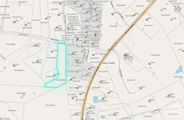 -- Davis RD, Waxhaw, NC 28173