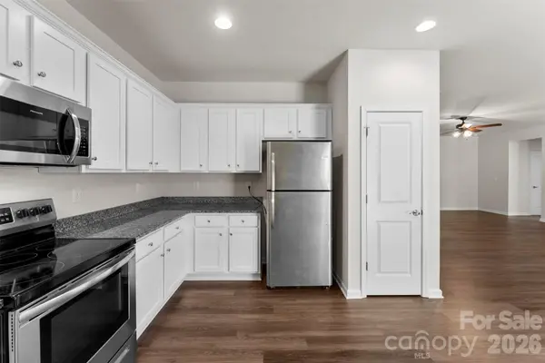 115 Stoney LN, Cherryville, NC 28021