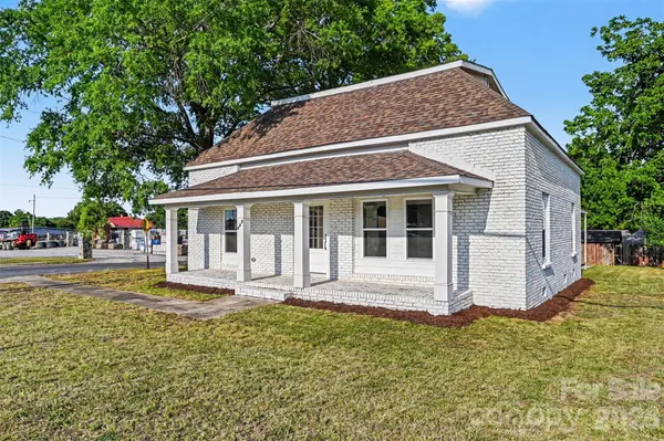 405 Aquadale RD, Albemarle, NC 28001