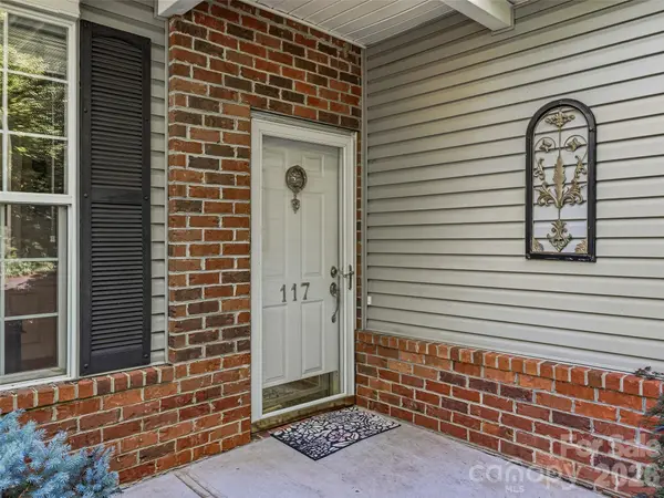 117 Hibiscus LN, Asheville, NC 28803