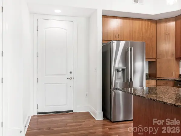 4620 Piedmont Row DR #416, Charlotte, NC 28210