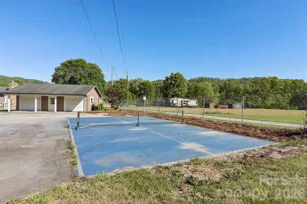 1448 Cane Creek RD, Fletcher, NC 28732