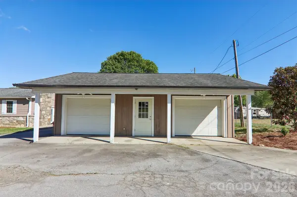 1448 Cane Creek RD, Fletcher, NC 28732