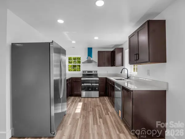 221 New Hampshire ST, Spindale, NC 28160