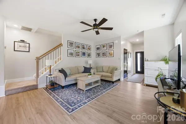 831 Mcarthur AVE, Charlotte, NC 28206