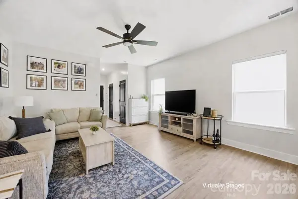 831 Mcarthur AVE, Charlotte, NC 28206