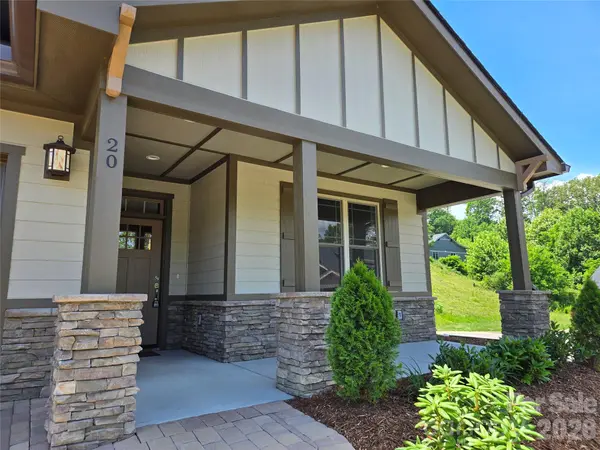 16 Craftsman Overlook RDG #27, Arden, NC 28704