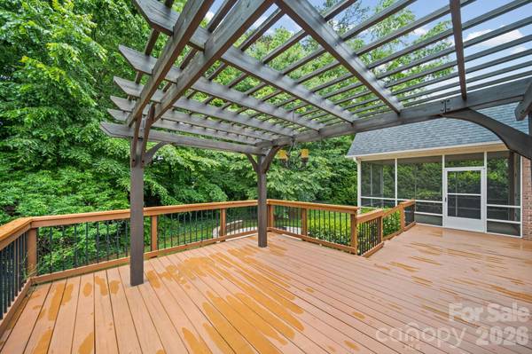4709 Mcdade LN, Gastonia, NC 28056