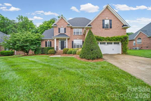 4709 Mcdade LN, Gastonia, NC 28056