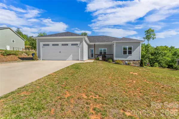 2455 Saratoga RUN, Morganton, NC 28655