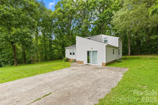 221 Reliance RD, Kings Mountain, NC 28086