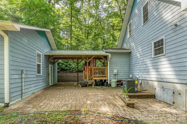 4082 Hwy 126 HWY, Morganton, NC 28655