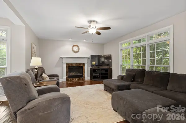 837 Shetland PL NW, Concord, NC 28027