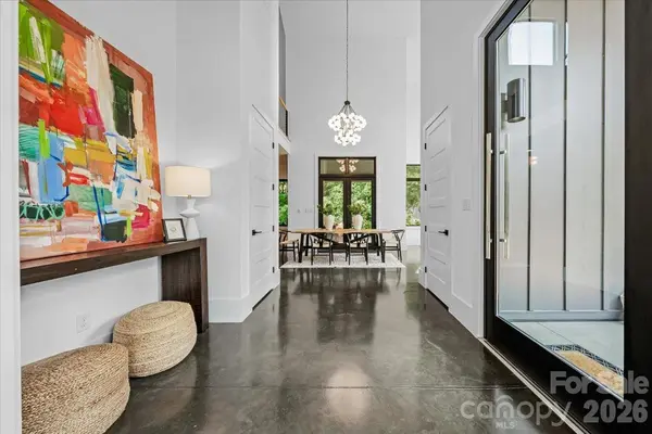3304 Mar Vista CIR, Charlotte, NC 28209