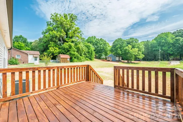 402 Pine Grove AVE, Cherryville, NC 28021