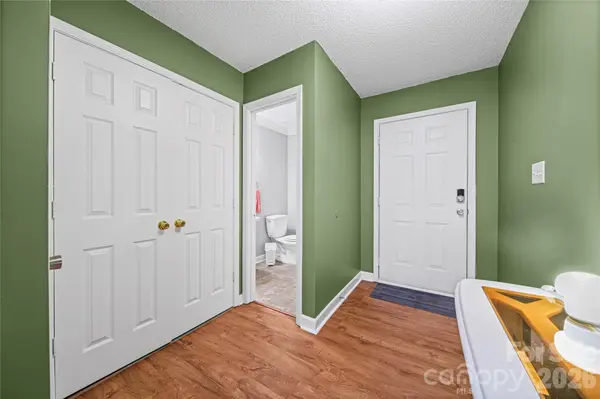 1309 Winding Branch CT, Charlotte, NC 28216