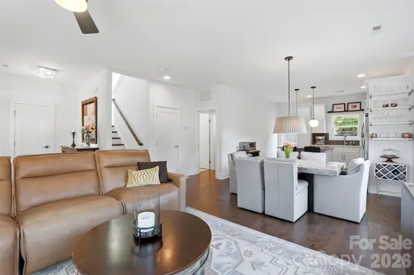 715 E 28th ST, Charlotte, NC 28205