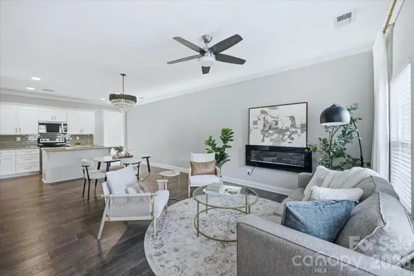 1148 Almerton DR, Denver, NC 28037