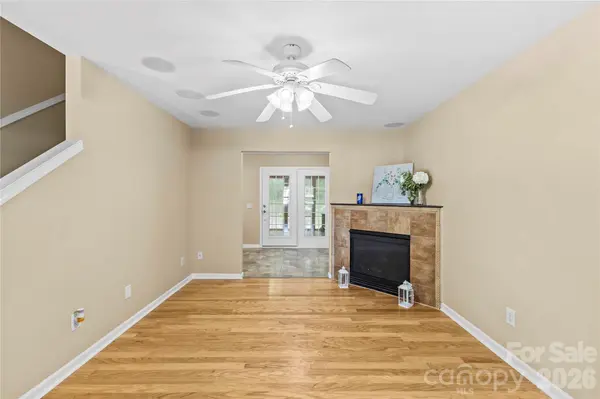 8119 Poplar Grove CIR, Waxhaw, NC 28173