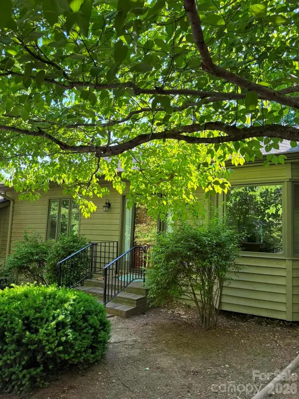 2 Hunting Country TRL, Tryon, NC 28782