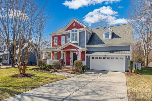 1039 Hunters Run DR, Tega Cay, SC 29708