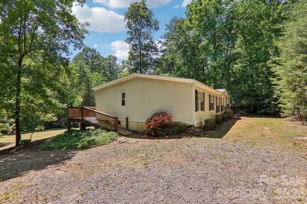 125 Cove Creek DR, Rutherfordton, NC 28139