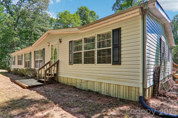 125 Cove Creek DR, Rutherfordton, NC 28139