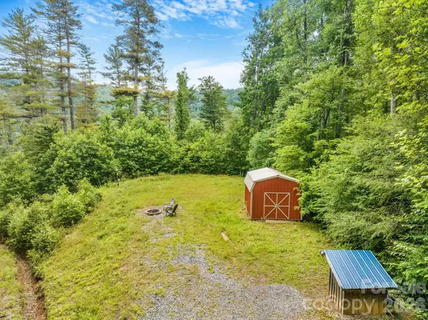 2504 Upper Paw Paw RD, Marshall, NC 28753