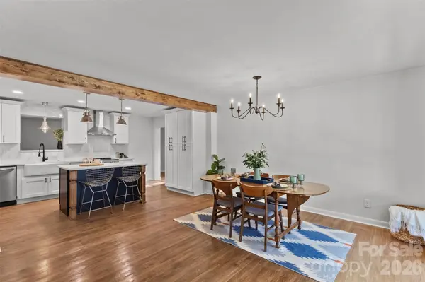 3840 Colebrook RD, Charlotte, NC 28215