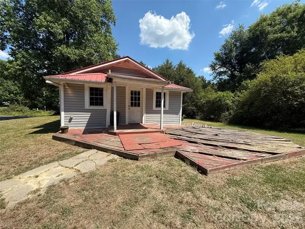 129 Sunset DR, Troy, NC 27371