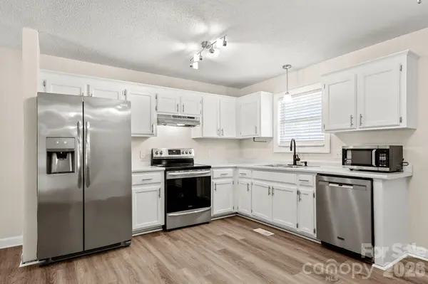 1502 E Main ST, Cherryville, NC 28021